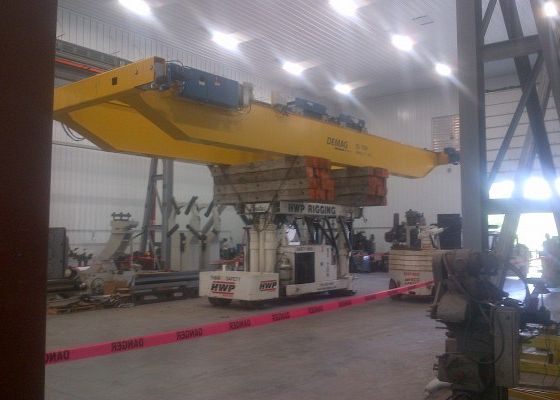 Overhead Crane Lift
